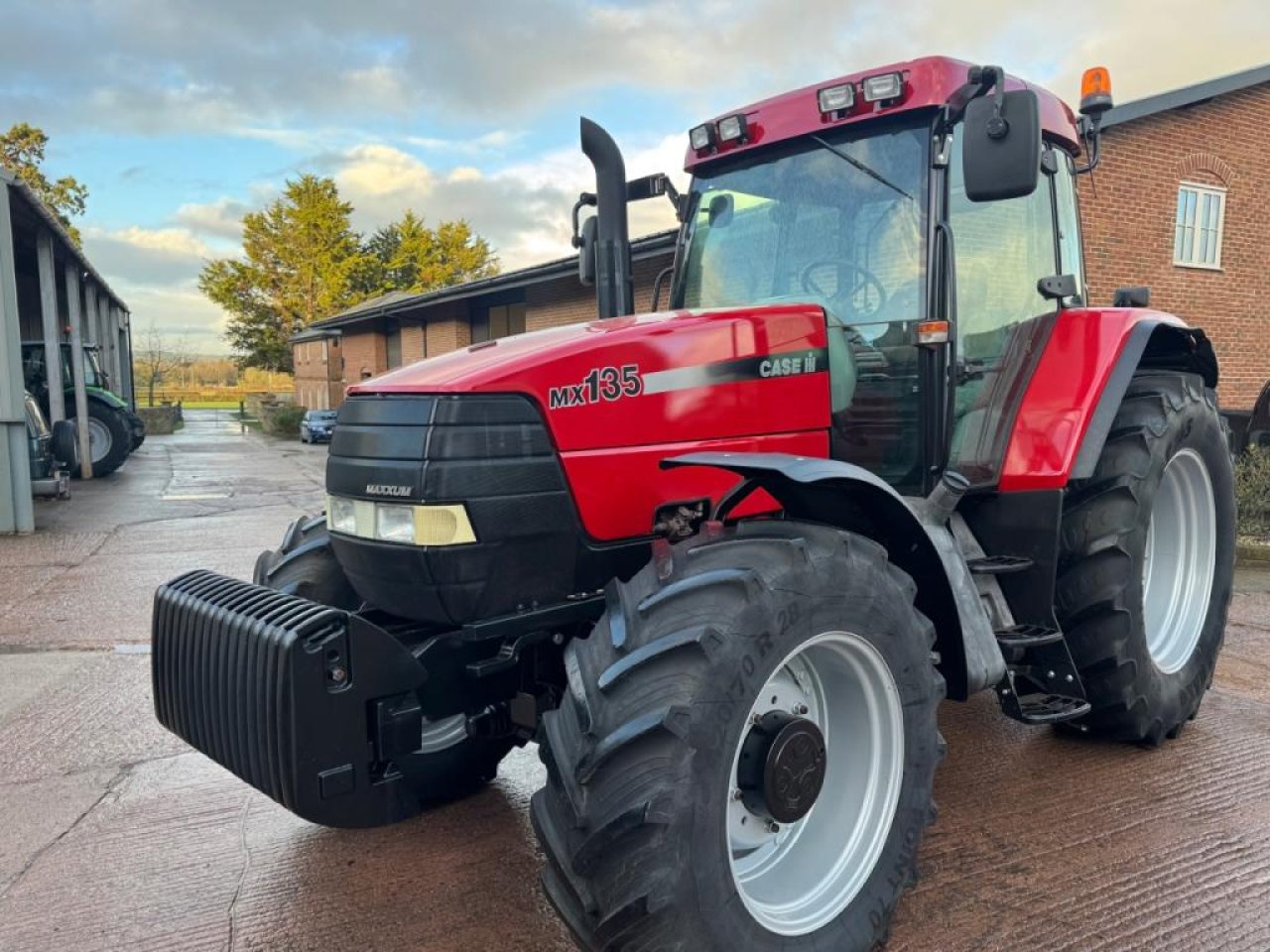 Case MX 135