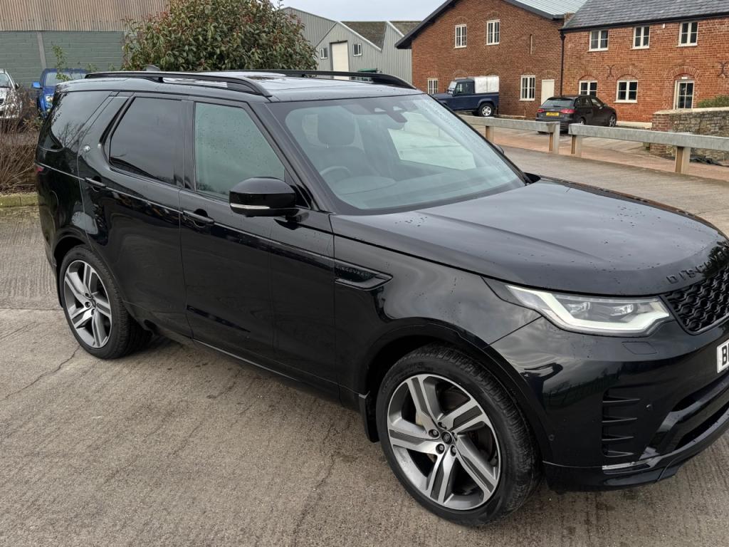 Land Rover Discovery HSE R-Dynamic Commercial D300 Diesel