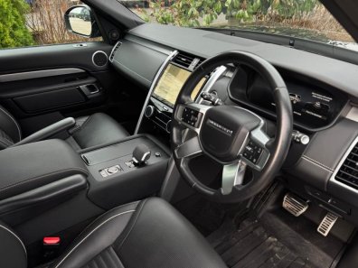 Land Rover Discovery HSE R-Dynamic Commercial D300 Diesel