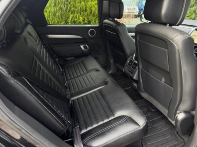 Land Rover Discovery HSE R-Dynamic Commercial D300 Diesel