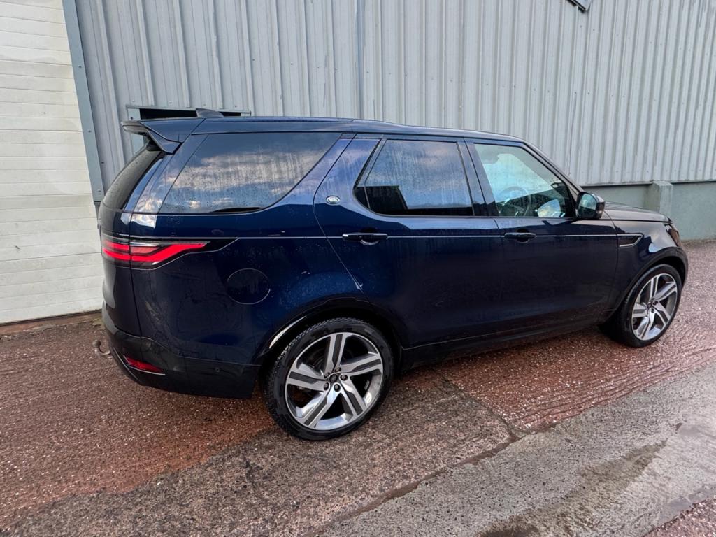 Land Rover Discovery HSE R-Dynamic Commercial D300 Diesel