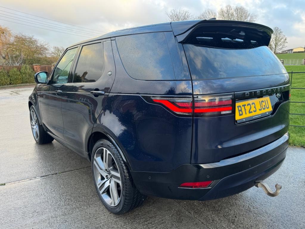 Land Rover Discovery HSE R-Dynamic Commercial D300 Diesel
