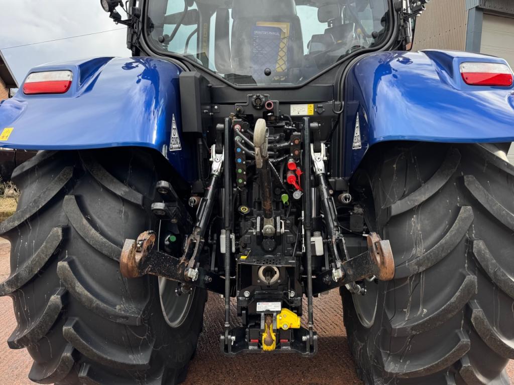 New Holland T6.180