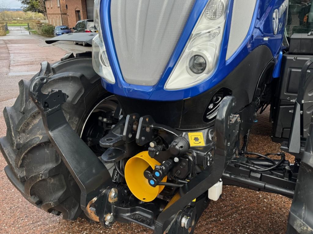 New Holland T6.180