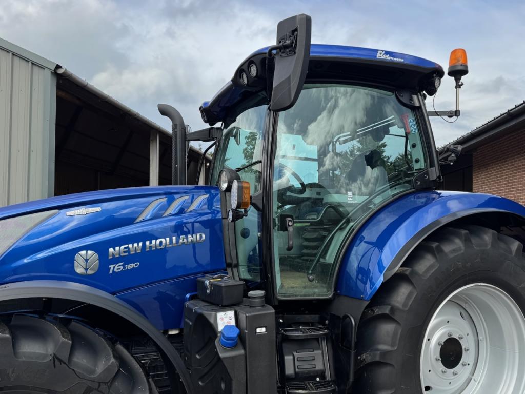 New Holland T6.180