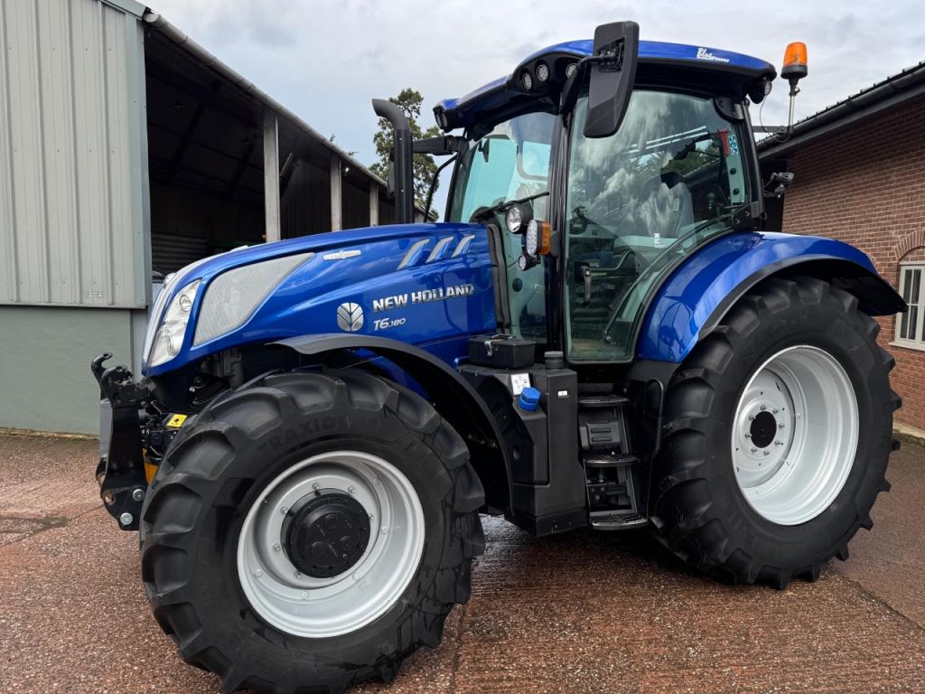 New Holland T6.180