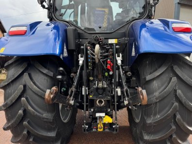 New Holland T6.180