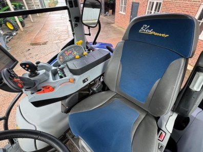 New Holland T6.180