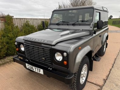 Land Rover Defender 90 Hard Top 2.2 diesel