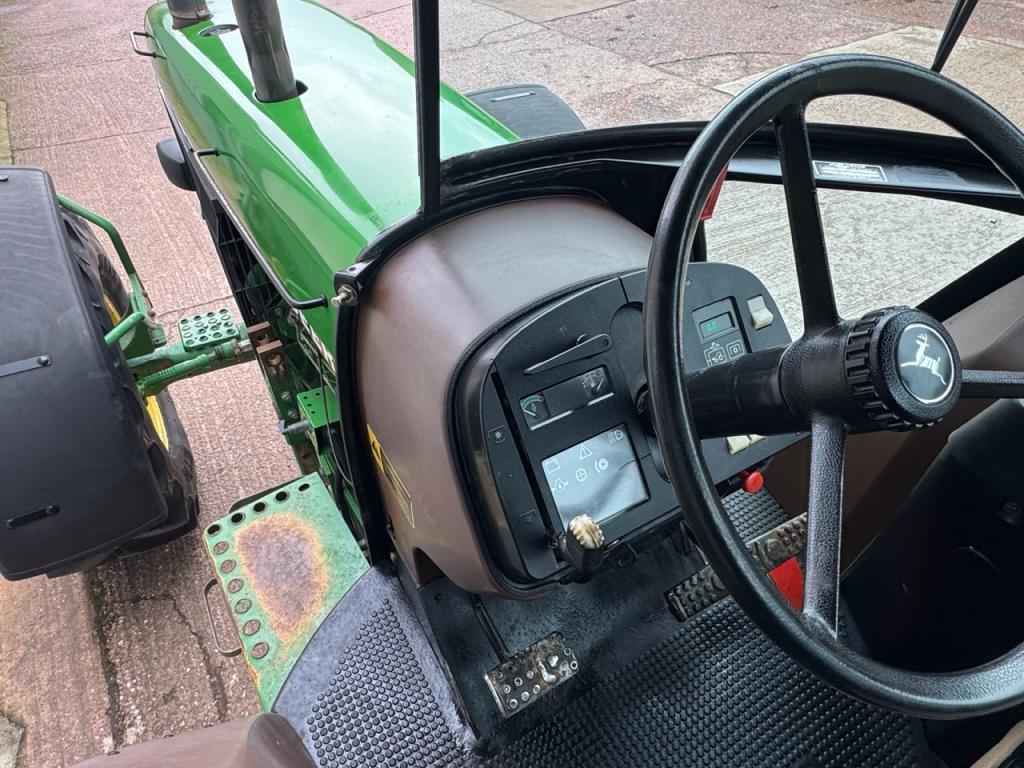 John Deere 3650