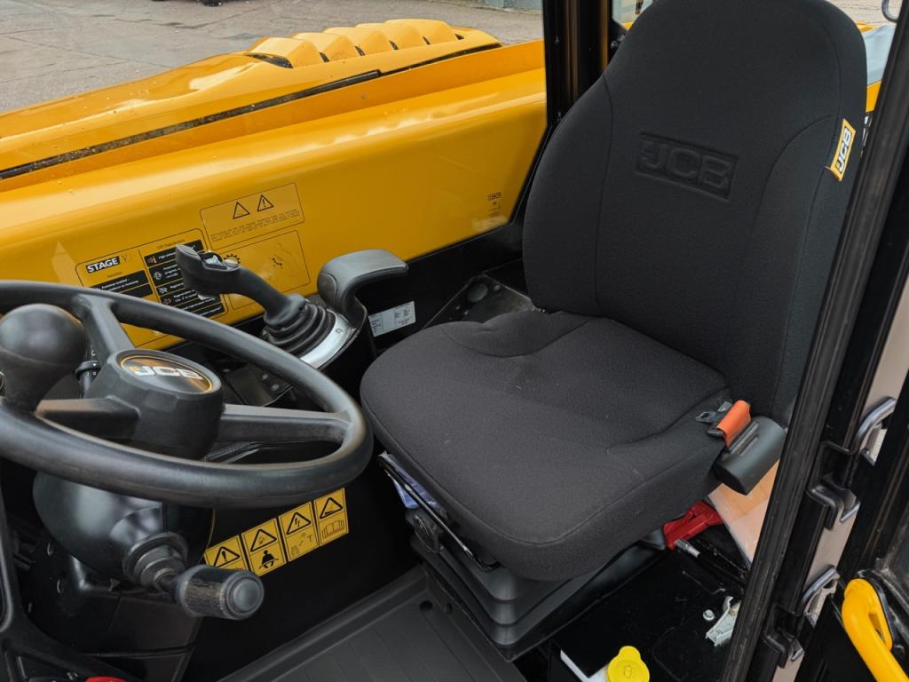 JCB 525-60 Hi-Viz telescopic