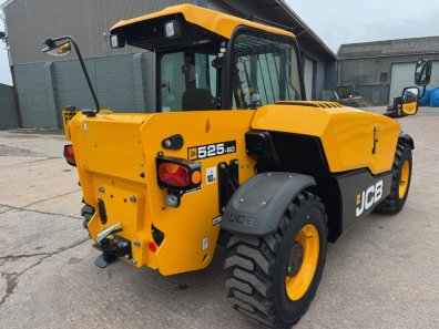 JCB 525-60 Hi-Viz telescopic