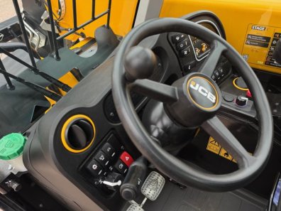 JCB 525-60 Hi-Viz telescopic