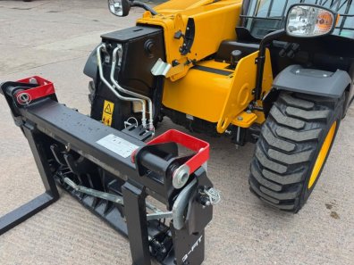 JCB 525-60 Hi-Viz telescopic
