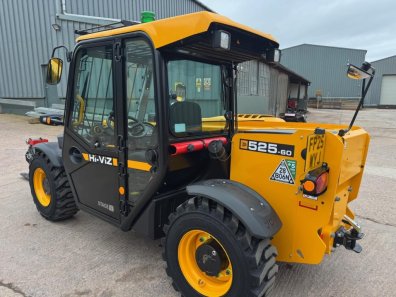 JCB 525-60 Hi-Viz telescopic