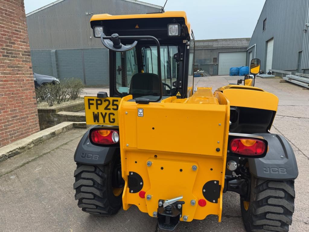 JCB 525-60 Hi-Viz telescopic