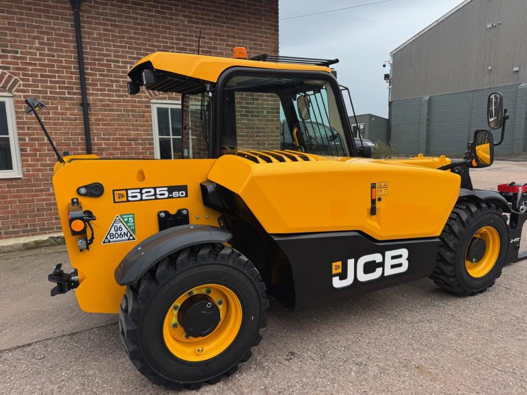 JCB 525-60 Hi-Viz telescopic