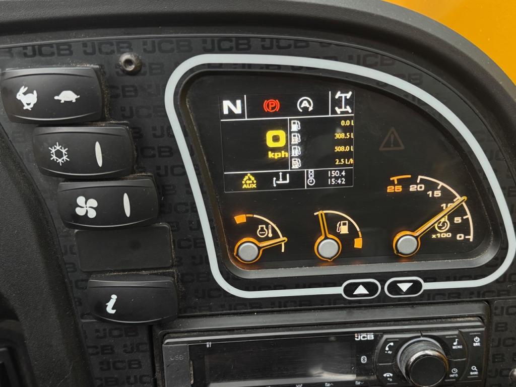 JCB 525-60 Hi-Viz telescopic