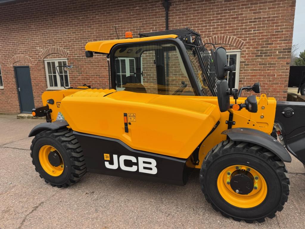 JCB 525-60 Hi-Viz telescopic