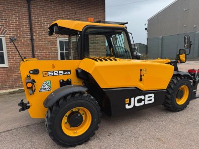 JCB 525-60 Hi-Viz telescopic