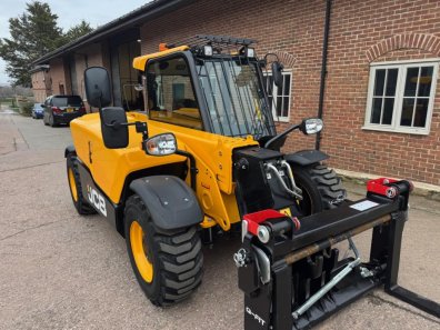 JCB 525-60 Hi-Viz telescopic