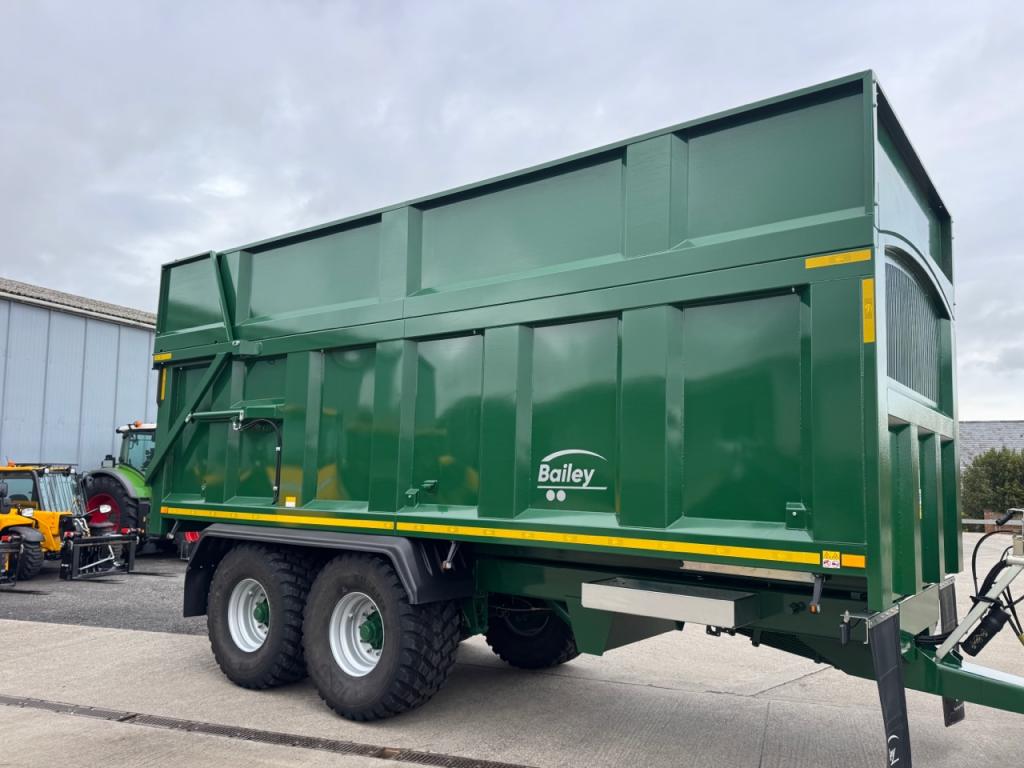 Bailey 16 ton TB silage trailer