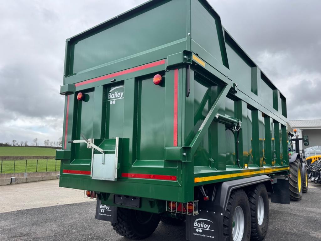 Bailey 16 ton TB silage trailer
