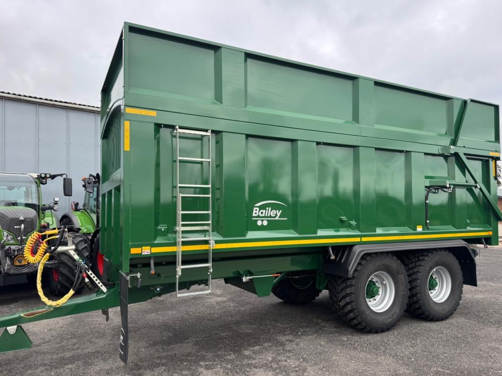 Bailey 16 ton TB silage trailer