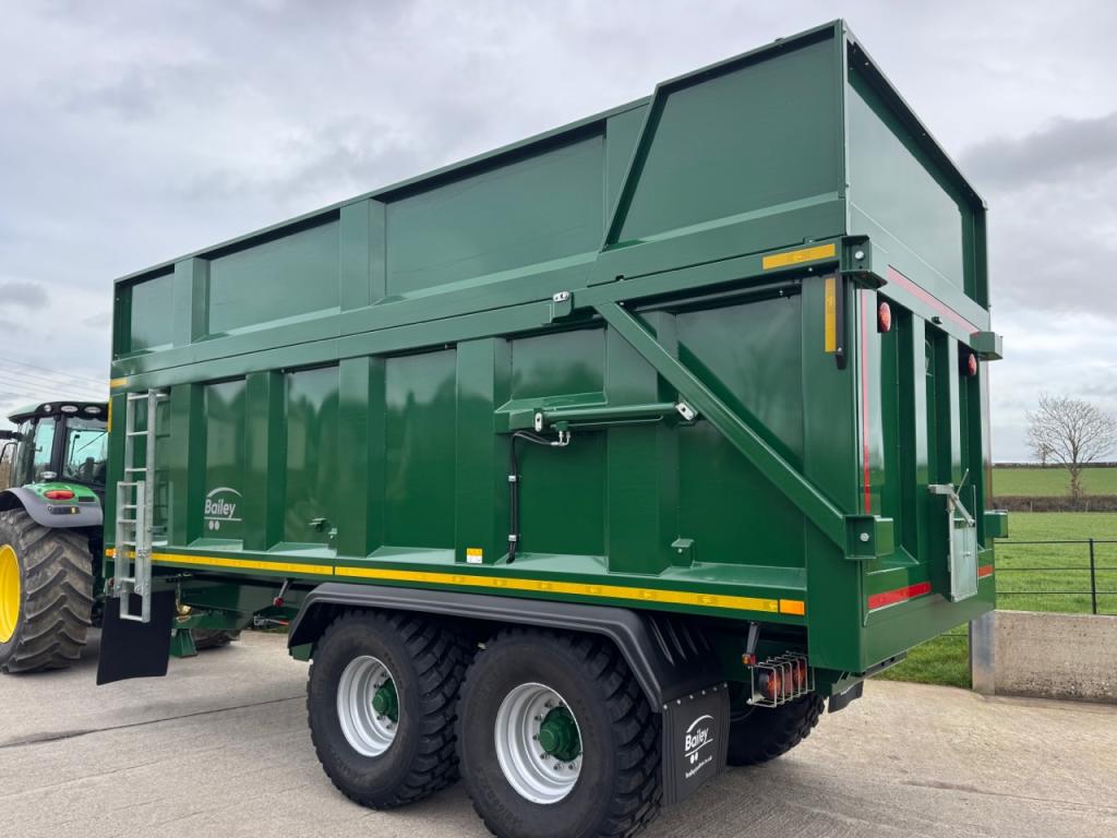 Bailey 16 ton TB silage trailer