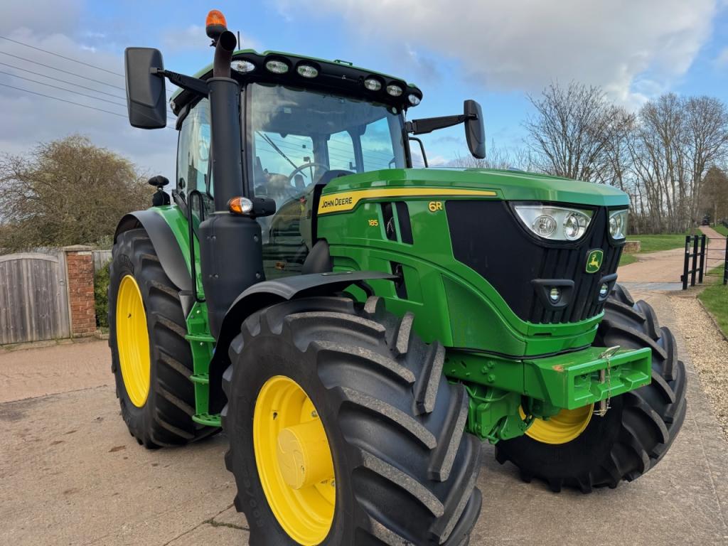 John Deere 6R 185