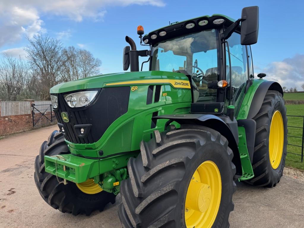 John Deere 6R 185