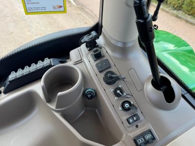 John Deere 6R 185