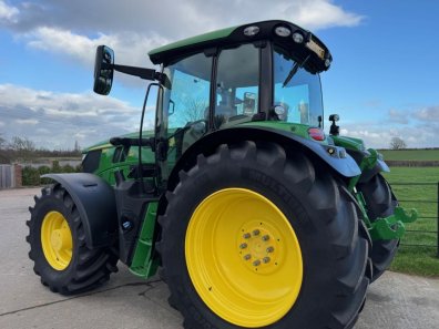 John Deere 6R 185