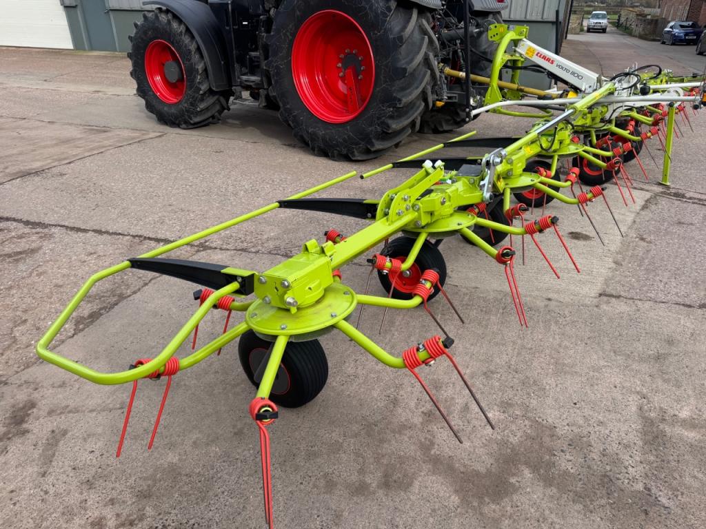 Claas Volto 1100 Tedder