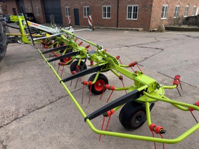 Claas Volto 1100 Tedder