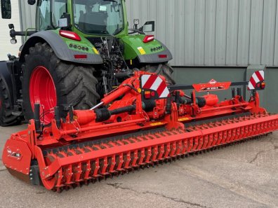 Kuhn HR 5030 R 5 Metre power harrow