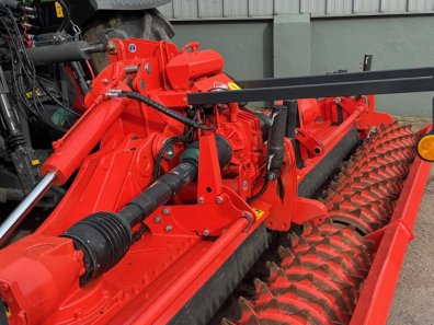 Kuhn HR 5030 R 5 Metre power harrow