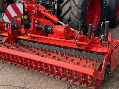 Kuhn HR 5030 R 5 Metre power harrow