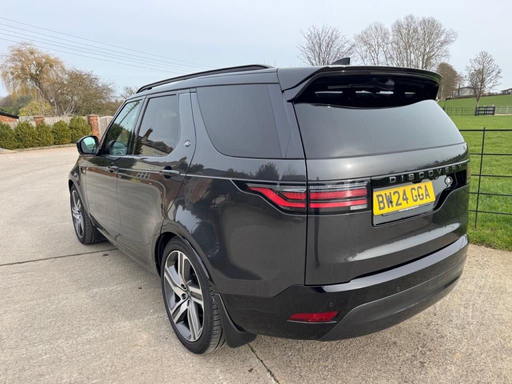 Land Rover Discovery HSE R-Dynamic Commercial D300