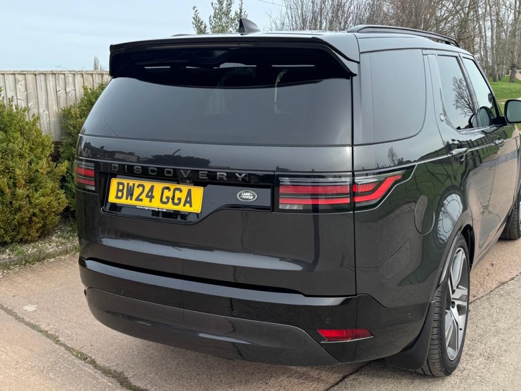 Land Rover Discovery HSE R-Dynamic Commercial D300