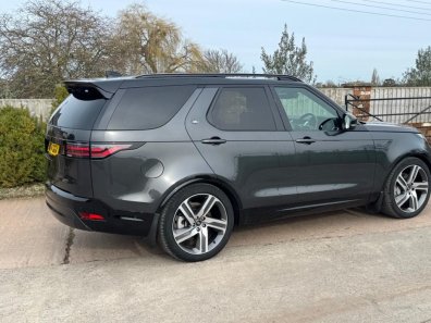Land Rover Discovery HSE R-Dynamic Commercial D300