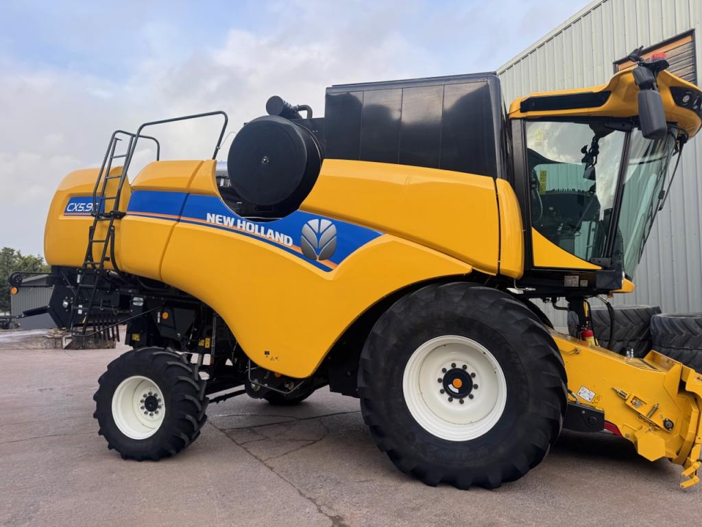 New Holland CX 5.90