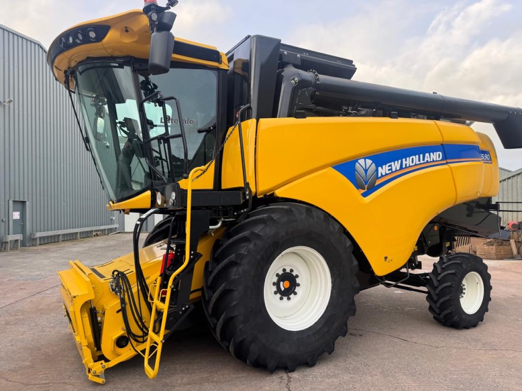 New Holland CX 5.90
