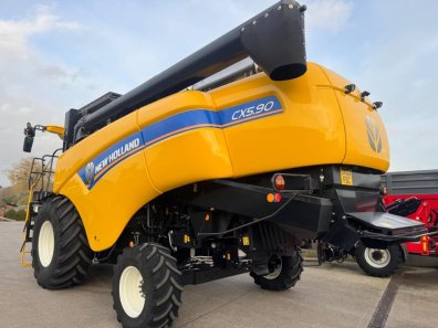 New Holland CX 5.90