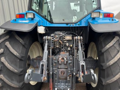New Holland 8770