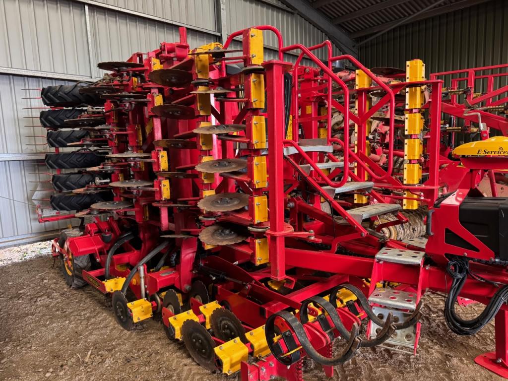 Vaderstad Rapid A 600S 6 Metre drill