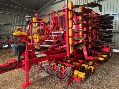 Vaderstad Rapid A 600S 6 Metre drill