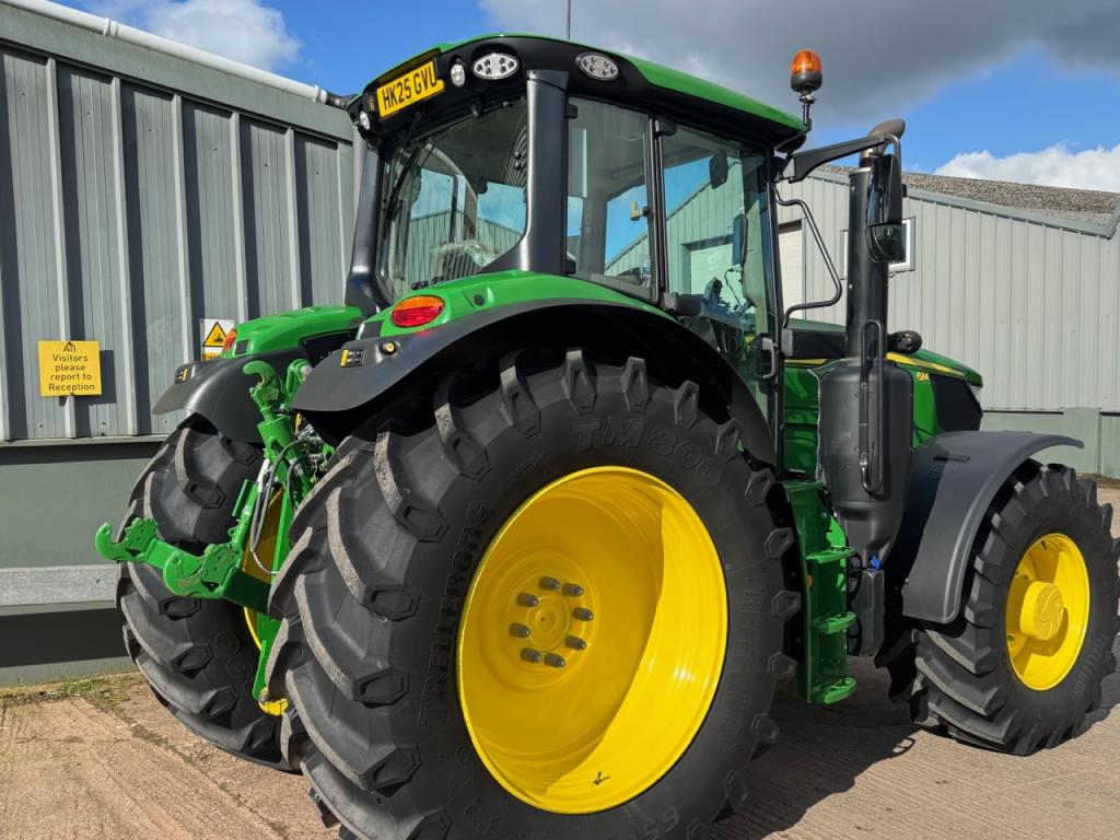 John Deere 6M 185