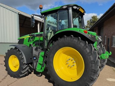 John Deere 6M 185