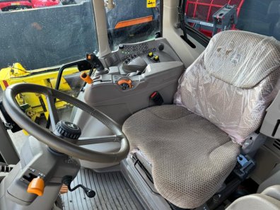 John Deere 6M 185